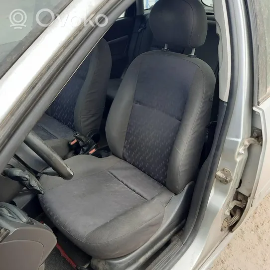 Ford Focus Asiento delantero del conductor 