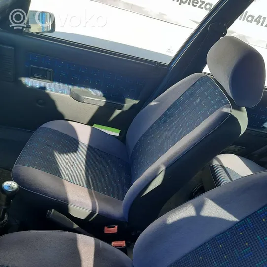 Peugeot 205 Fotel przedni pasażera 