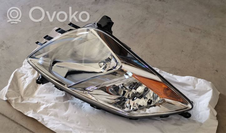 Toyota Prius (XW20) Lampa przednia 8113047070