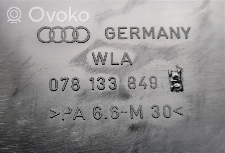 Audi A6 S6 C5 4B Ohjaamon sisäilman mikrosuodattimen kansi 078133849H