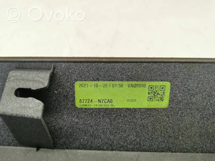 Hyundai Tucson IV NX4 Takaoven lista (muoto) 87724N7CA0