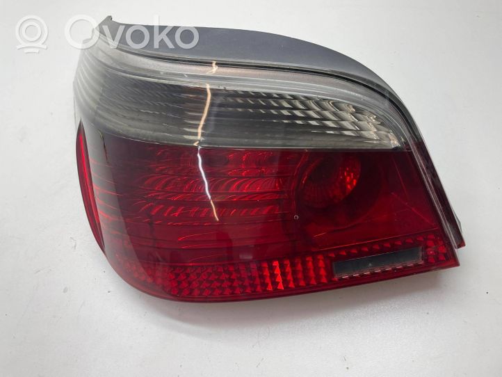 BMW 5 E60 E61 Rear/tail lights 6923305