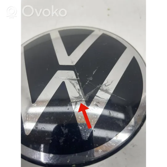 Volkswagen Golf VIII Mostrina con logo/emblema della casa automobilistica 5H0853601H