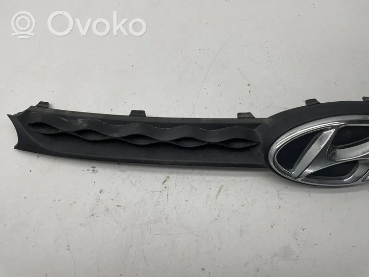 Hyundai i10 Front bumper upper radiator grill 86351B9000