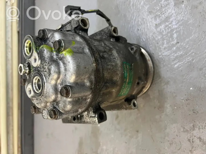 Volvo S40 Compressore aria condizionata (A/C) (pompa) 8704603424