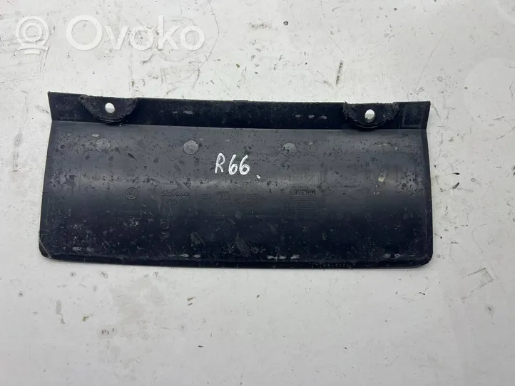 Volkswagen Touareg I Tow hook cap/cover 7l6807087a