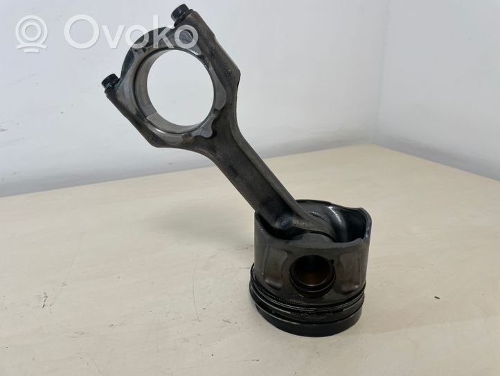 Opel Insignia A Piston with connecting rod FM1