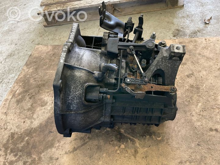 Volvo C30 Mechaninė 5 pavarų dėžė 9N5R7002WB