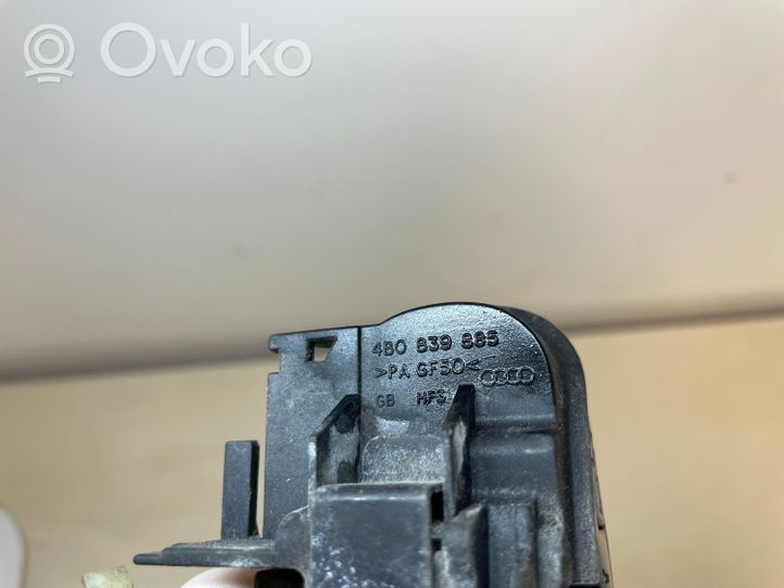 Audi A4 S4 B6 8E 8H Klamka zewnętrzna drzwi tylnych 4B0839885