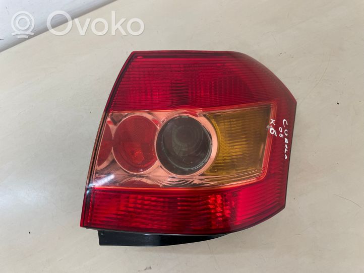 Toyota Corolla E120 E130 Задний фонарь в кузове 8156002301