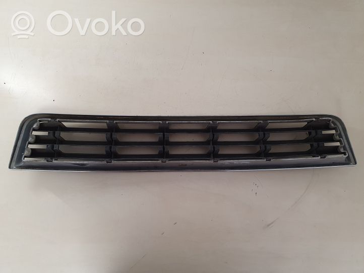 Audi A8 S8 D3 4E Grille inférieure de pare-chocs avant 4E0807953