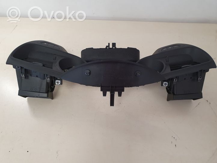 Citroen C5 Verkleidung des Armaturenbretts 9682386677