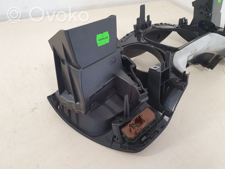 Citroen C5 Verkleidung des Armaturenbretts 9682386677