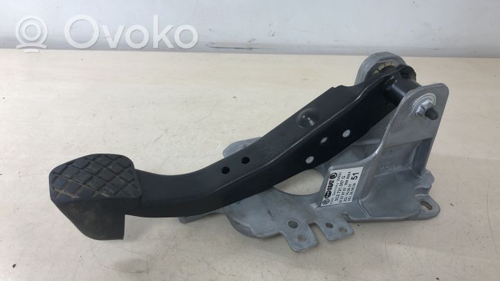 Volkswagen PASSAT B6 Pedal de freno 3C2721057G