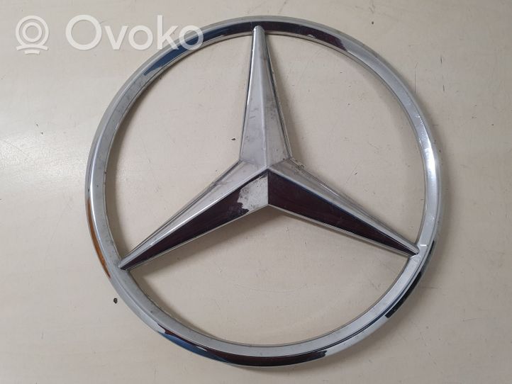 Mercedes-Benz GLE (W166 - C292) Emblemat / Znaczek A1669001420