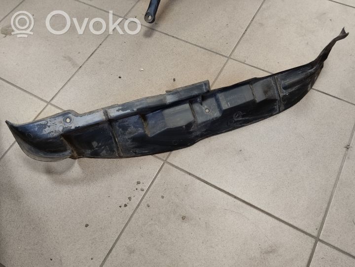 Audi A4 S4 B5 8D Panel wykończeniowy błotnika 8D0821111