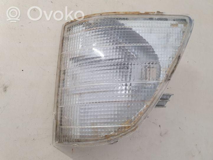 Mercedes-Benz Sprinter W901 W902 W903 W904 Frontblinker 9018200121