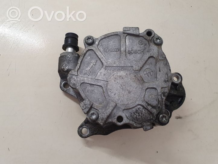 Volkswagen PASSAT CC Vacuum pump 03L145100F