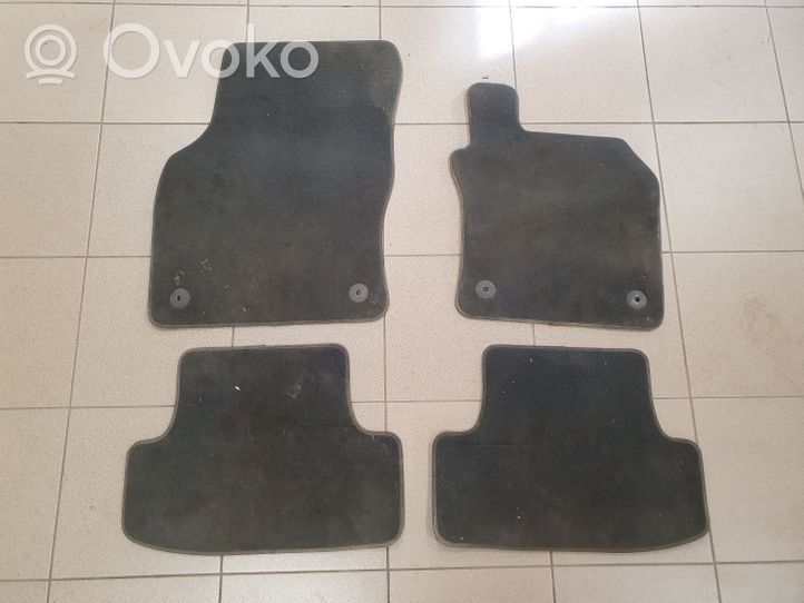 Audi Q2 - Kit tapis de sol auto 81C863011A