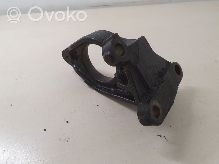 Opel Vivaro Staffa del cuscinetto di supporto dell’albero di trasmissione 133511