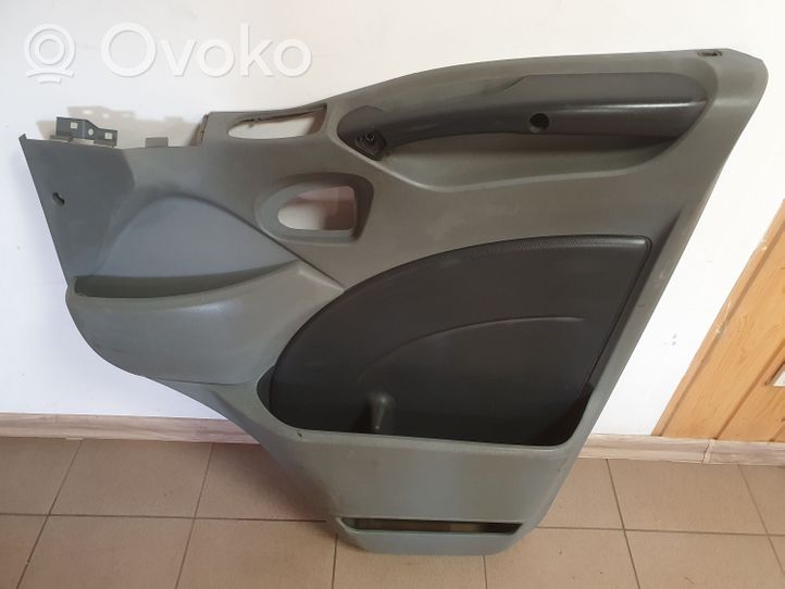 Iveco Daily 4th gen Rivestimento del pannello della portiera anteriore 3802077