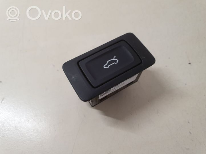 Audi Q2 - Przełącznik / Przycisk otwierania klapy bagażnika 4G0959831C