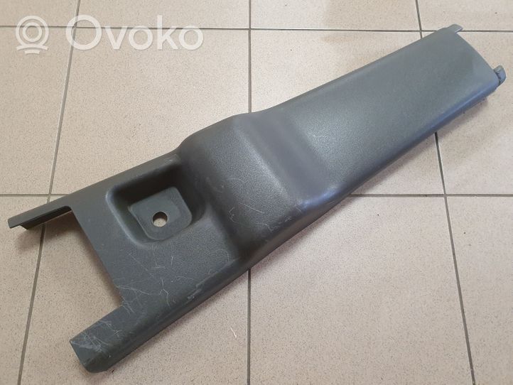 Iveco Daily 4th gen Rivestimento montante (B) (fondo) 500314018