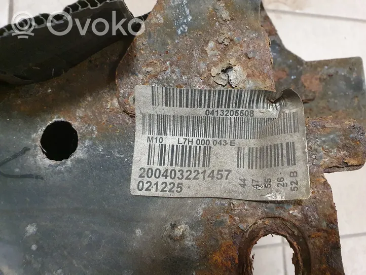 Volkswagen Multivan T5 Pannello di supporto del radiatore L7H000043E