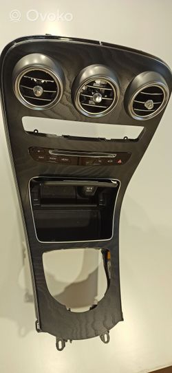 Mercedes-Benz C AMG W205 Juego de molduras decorativas interiores A2536806802