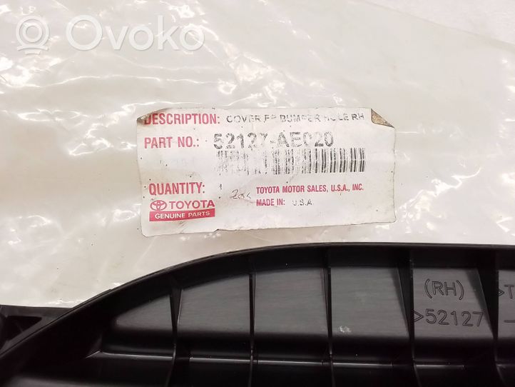 Toyota Sienna XL20 II Verkleidung Nebelscheinwerfer / Gitter vorne 52127AE020