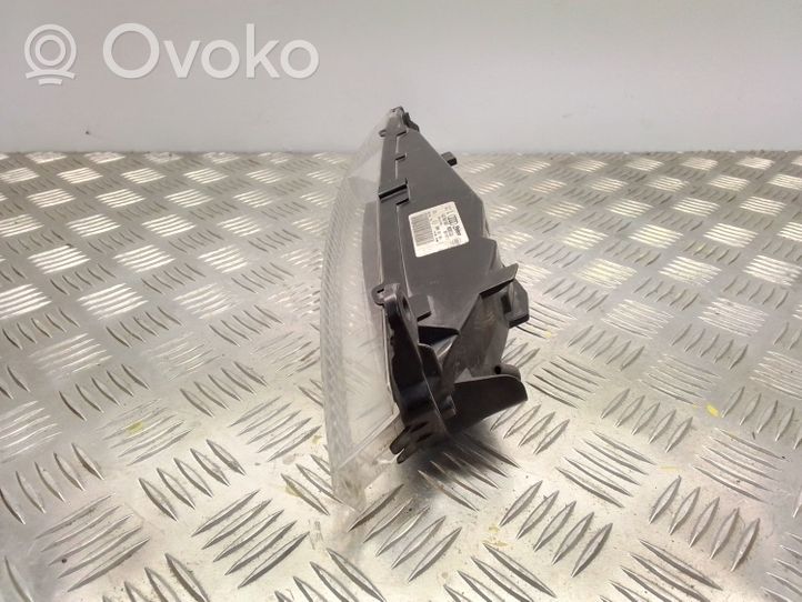 Audi Q7 4L Kierunkowskaz przedni 4L0953041