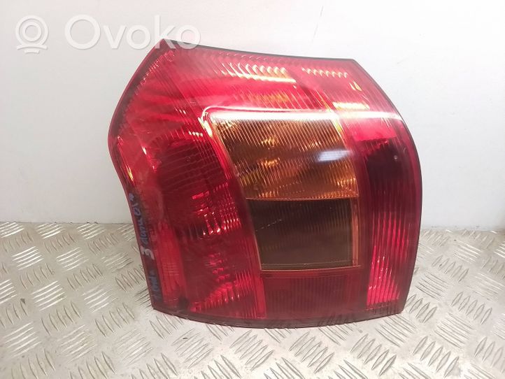 Toyota Corolla E120 E130 Lampa tylna 