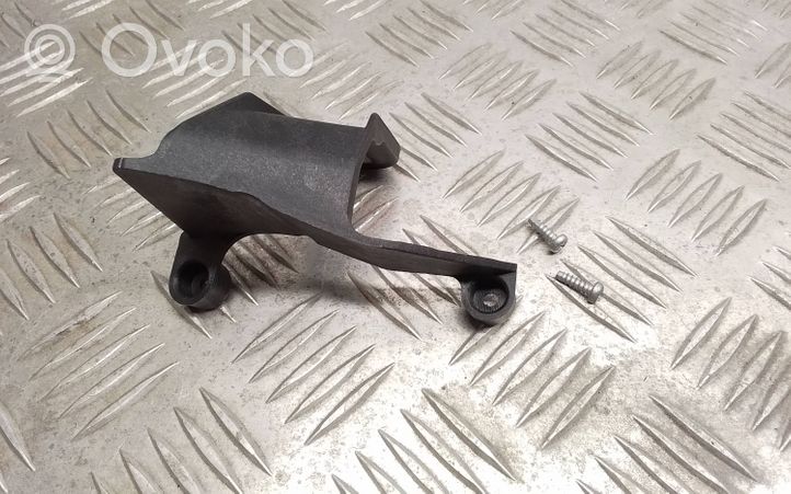 Toyota Highlander XU20 Support phare frontale 8119448020