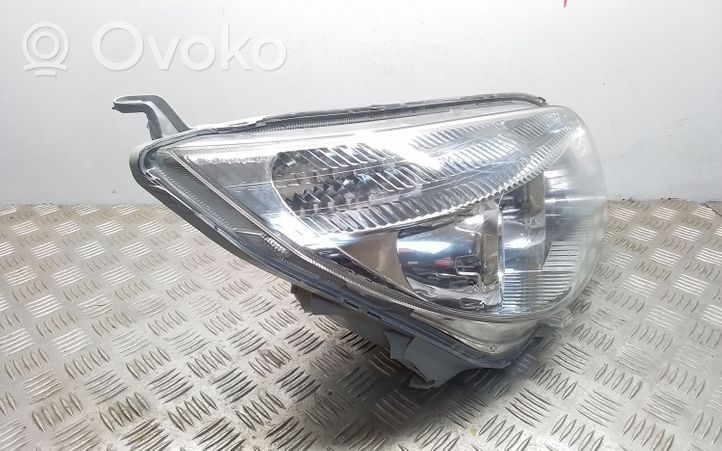 Daihatsu Sirion Phare frontale P5913