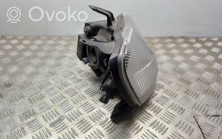 Daihatsu Sirion Lampa przednia 0331103