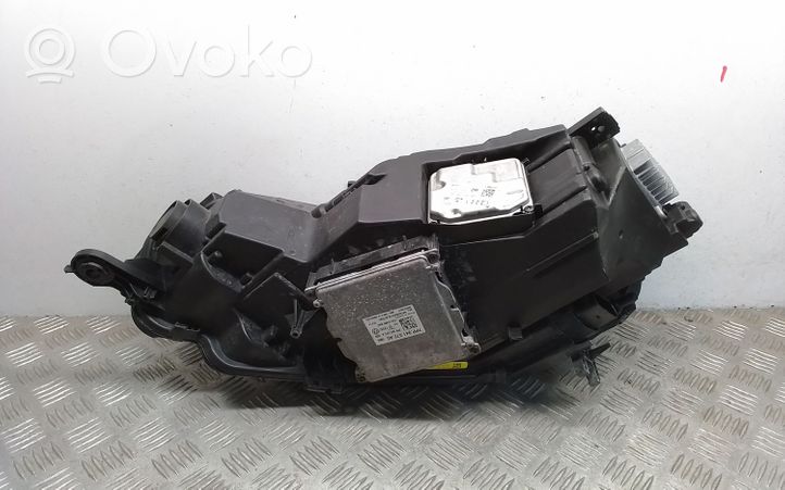 Audi A5 Lampa przednia 8W6941034F