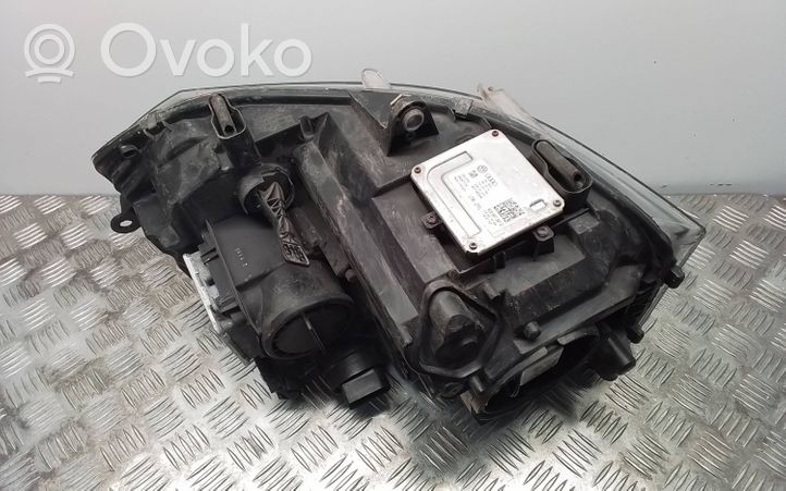 Volkswagen Multivan T5 Передняя фара 7E5941015