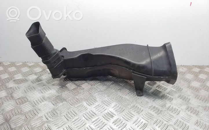 Lexus RC Część rury dolotu powietrza 5328724020