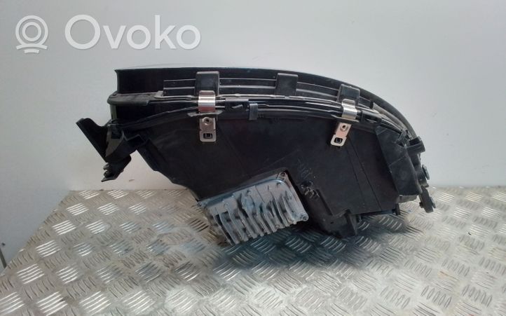 Mercedes-Benz GLE AMG (W166 - C292) Lampa przednia A1669066303