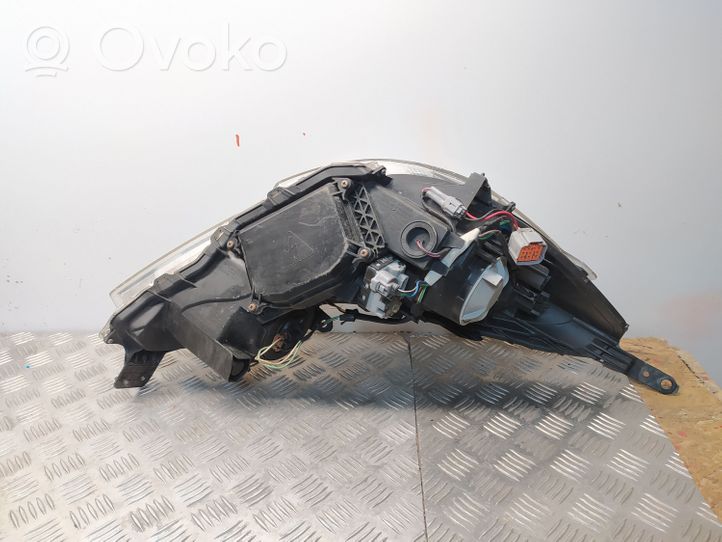 Subaru Legacy Lampa przednia 10020064