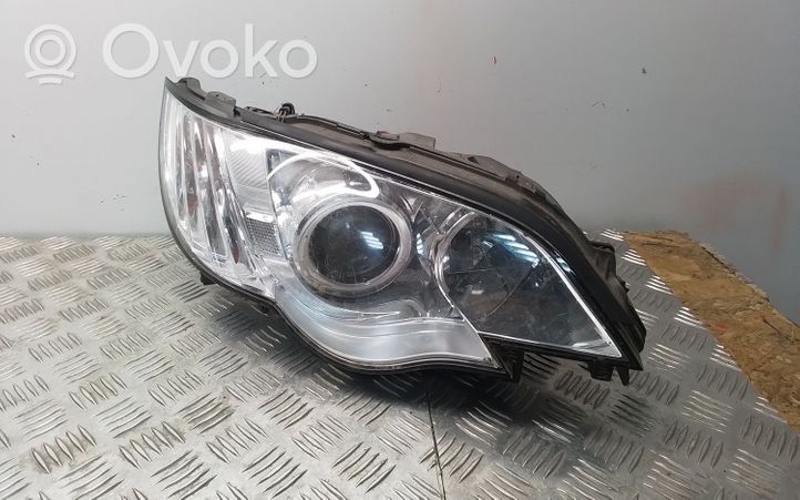 Subaru Outback Lampa przednia 10020954