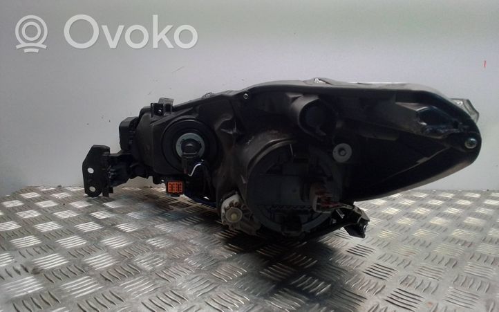 Subaru Outback (BS) Lampa przednia 10060233