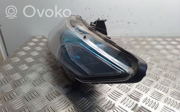 Honda Insight Lampa przednia 10022875