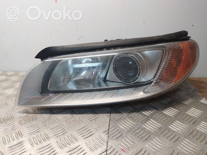 Volvo S80 Lampa przednia 31214347