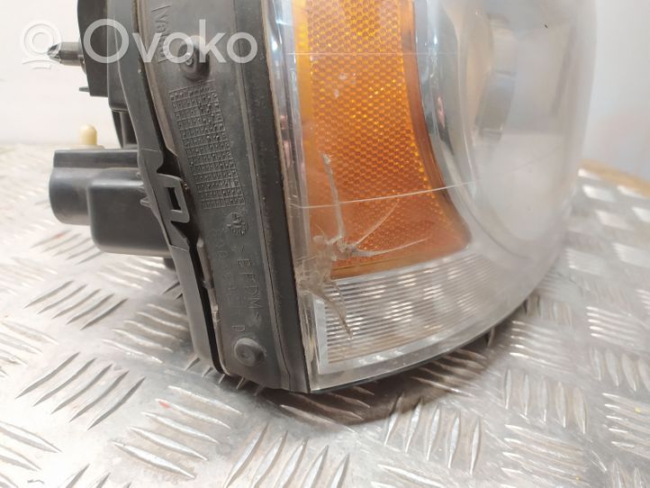 Volvo XC90 Lampa przednia 31290893