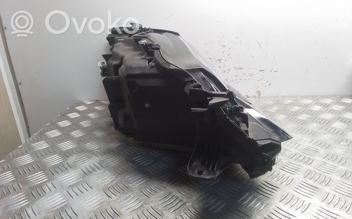 Lexus GS 300 350 430 450H Lampa przednia 