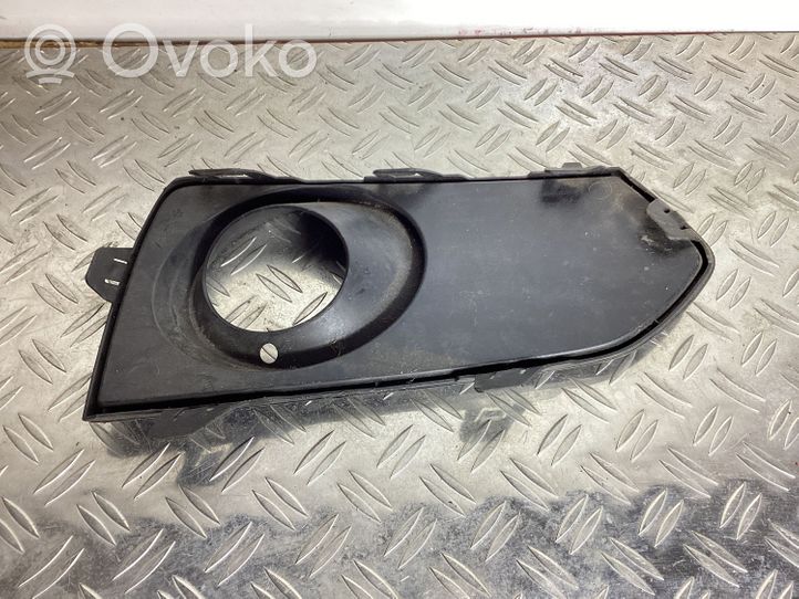 BMW 2 F22 F23 Pretmiglas luktura dekoratīvais režģis 51118055319