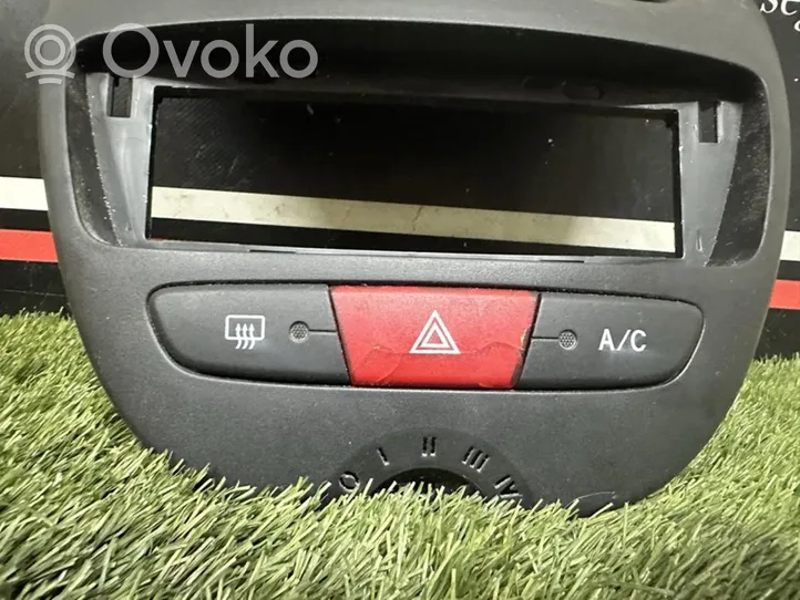 Toyota Aygo AB10 Centrinė konsolė 554050H010