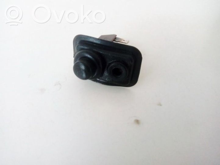 Volvo v40 bonnet hot sale sensor