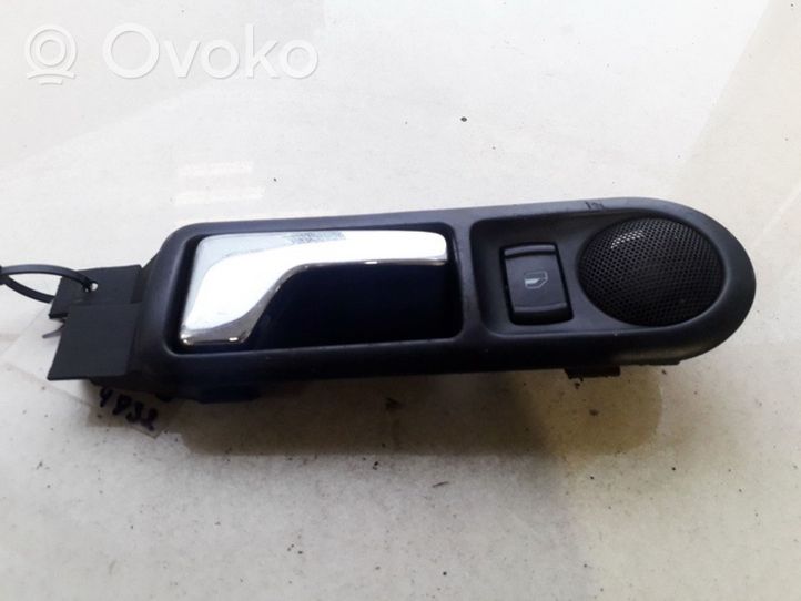 Volkswagen PASSAT B5 Priekinė atidarymo rankenėlė vidinė 3B0839114